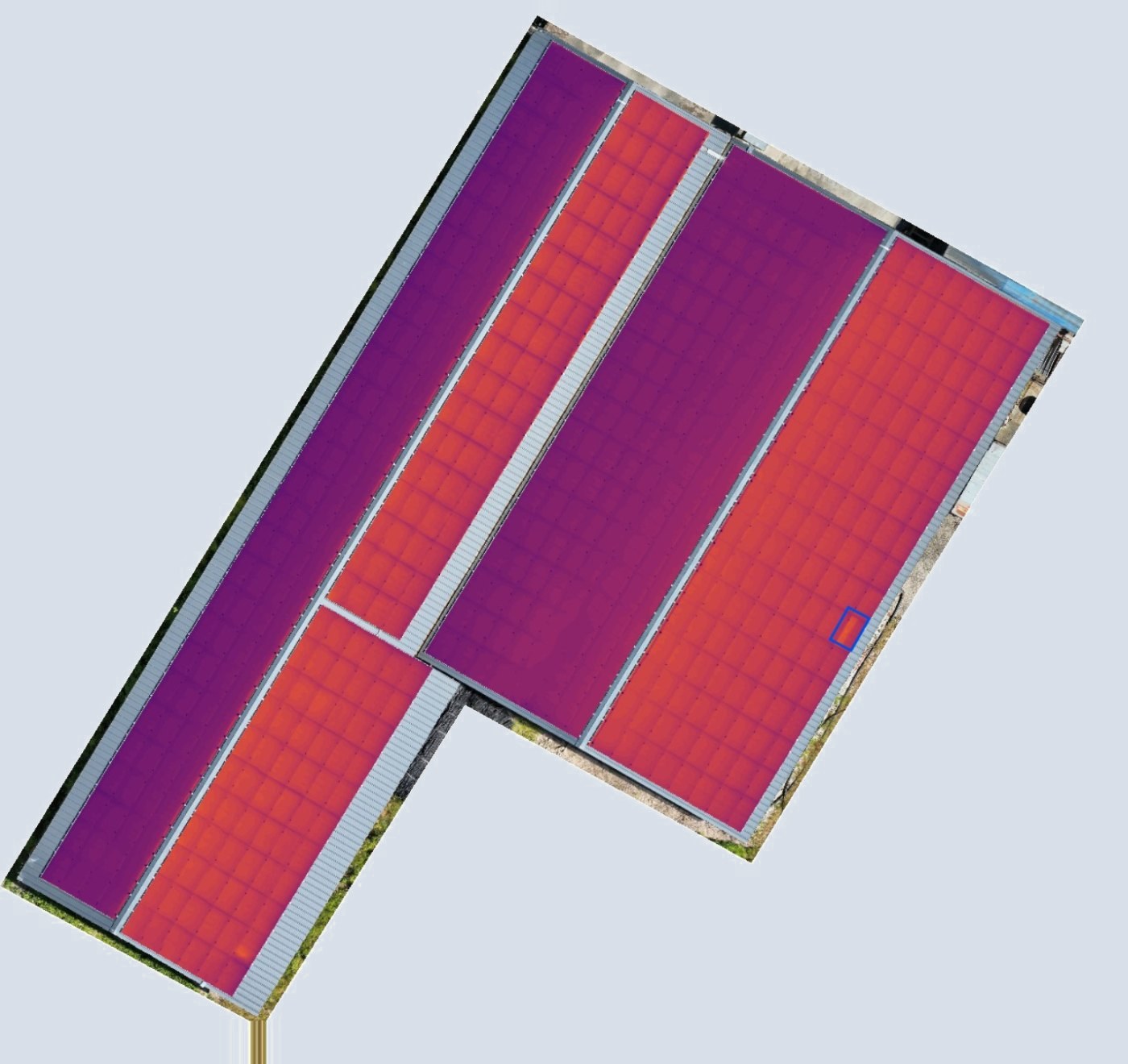 Orthomosaïque thermique d'une toiture photovoltaïque